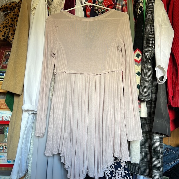 Free People - Picture 3 of 4